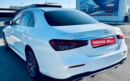 Mercedes-Benz E-Класс, 2021 год, 4 500 000 рублей, 12 фотография