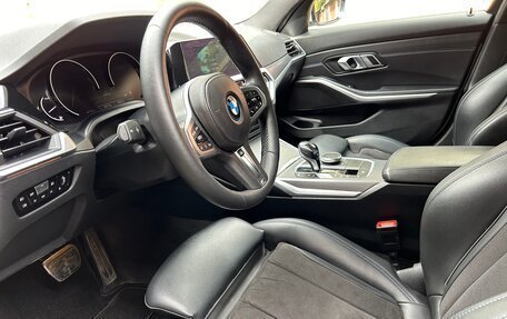 BMW 3 серия, 2019 год, 2 750 000 рублей, 35 фотография