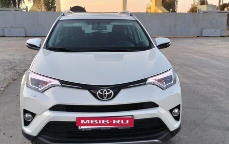 Toyota RAV4, 2019 год, 3 150 000 рублей, 7 фотография