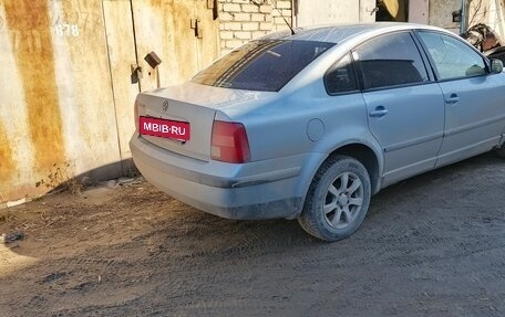 Volkswagen Passat B5+ рестайлинг, 1998 год, 300 000 рублей, 3 фотография