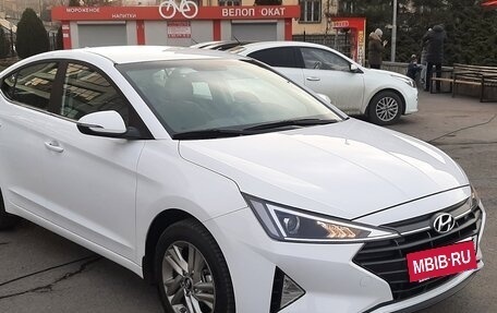 Hyundai Elantra VI рестайлинг, 2019 год, 1 550 000 рублей, 2 фотография