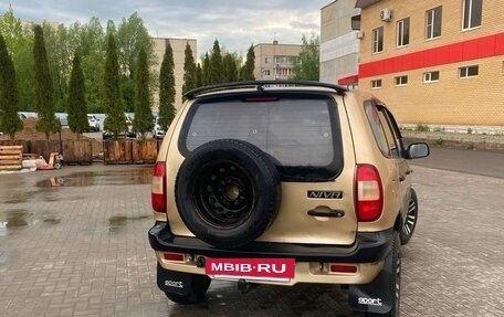 Chevrolet Niva I рестайлинг, 2004 год, 245 000 рублей, 4 фотография