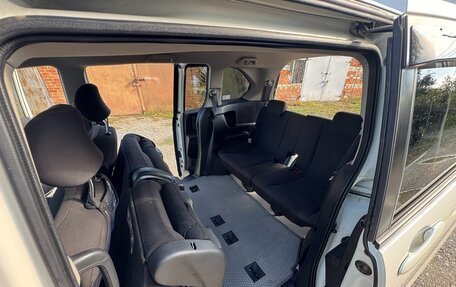 Honda Freed I, 2011 год, 1 300 000 рублей, 15 фотография