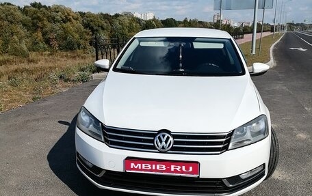 Volkswagen Passat B7, 2011 год, 900 000 рублей, 1 фотография