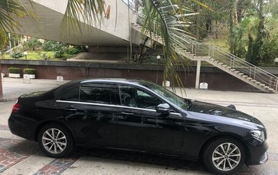 Mercedes-Benz E-Класс, 2019 год, 2 450 000 рублей, 1 фотография