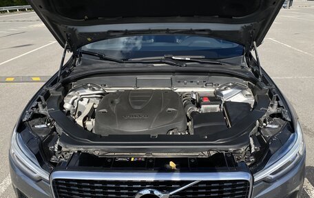 Volvo XC60 II, 2019 год, 3 800 000 рублей, 10 фотография