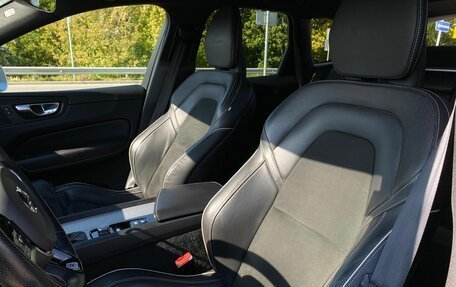 Volvo XC60 II, 2019 год, 3 800 000 рублей, 21 фотография