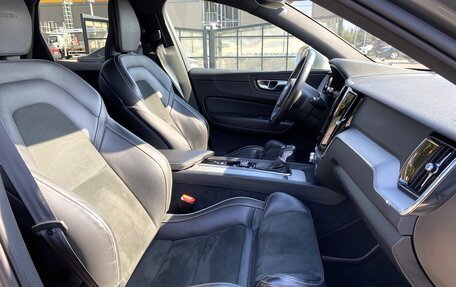 Volvo XC60 II, 2019 год, 3 800 000 рублей, 23 фотография