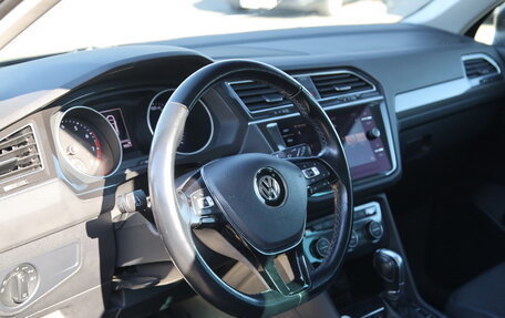 Volkswagen Tiguan II, 2019 год, 2 199 450 рублей, 19 фотография