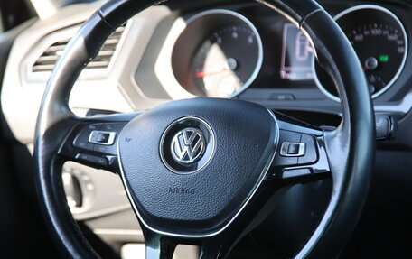 Volkswagen Tiguan II, 2019 год, 2 199 450 рублей, 15 фотография