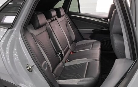 Volkswagen ID.4, 2022 год, 3 100 000 рублей, 19 фотография