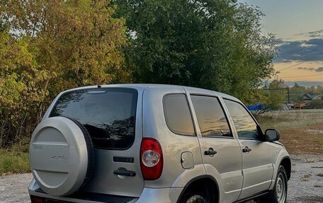 Chevrolet Niva I рестайлинг, 2011 год, 425 000 рублей, 7 фотография