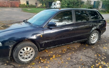 Audi A4, 1997 год, 250 000 рублей, 2 фотография