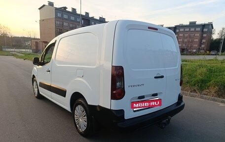 Peugeot Partner II рестайлинг 2, 2012 год, 820 000 рублей, 4 фотография