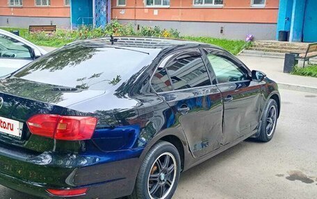 Volkswagen Jetta VI, 2013 год, 650 000 рублей, 6 фотография