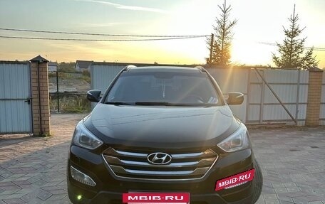 Hyundai Santa Fe III рестайлинг, 2013 год, 1 600 000 рублей, 2 фотография