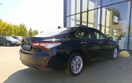 Toyota Camry, 2020 год, 2 749 800 рублей, 6 фотография