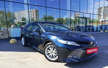 Toyota Camry, 2020 год, 2 749 800 рублей, 3 фотография