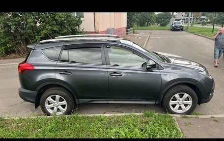 Toyota RAV4, 2014 год, 1 850 000 рублей, 6 фотография