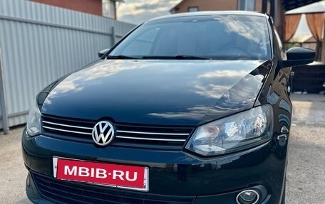 Volkswagen Polo VI (EU Market), 2012 год, 780 000 рублей, 1 фотография