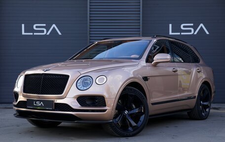 Bentley Bentayga I, 2017 год, 10 999 000 рублей, 1 фотография
