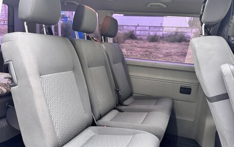 Volkswagen Caravelle T5, 2014 год, 2 300 000 рублей, 7 фотография