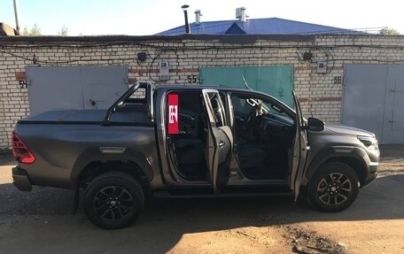 Toyota Hilux VIII, 2022 год, 7 300 000 рублей, 15 фотография