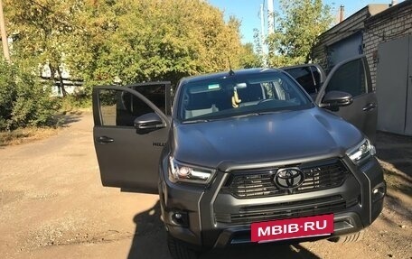 Toyota Hilux VIII, 2022 год, 7 300 000 рублей, 17 фотография