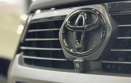 Toyota Hilux VIII, 2022 год, 7 300 000 рублей, 33 фотография