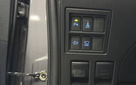 Toyota Hilux VIII, 2022 год, 7 300 000 рублей, 34 фотография