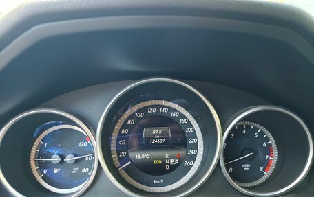Mercedes-Benz E-Класс, 2013 год, 2 380 000 рублей, 13 фотография
