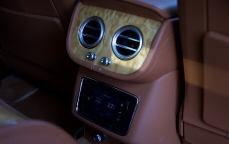 Bentley Bentayga I, 2017 год, 10 999 000 рублей, 23 фотография