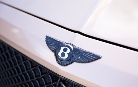 Bentley Bentayga I, 2017 год, 10 999 000 рублей, 40 фотография