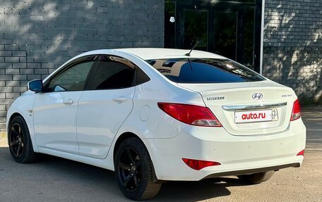 Hyundai Solaris II рестайлинг, 2015 год, 890 000 рублей, 6 фотография