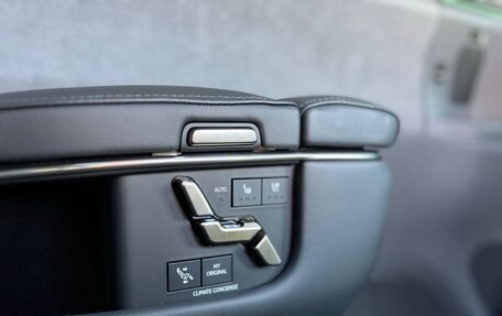 Lexus LM, 2024 год, 15 990 000 рублей, 7 фотография