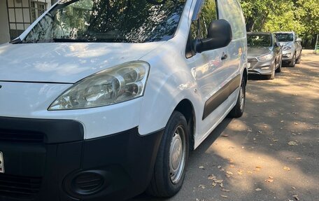 Peugeot Partner II рестайлинг 2, 2011 год, 710 000 рублей, 3 фотография