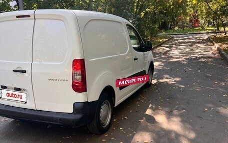 Peugeot Partner II рестайлинг 2, 2011 год, 710 000 рублей, 5 фотография