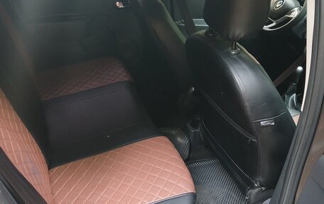 Renault Logan II, 2018 год, 785 000 рублей, 6 фотография