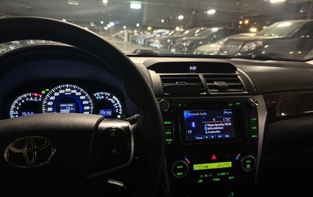 Toyota Camry, 2013 год, 1 570 000 рублей, 6 фотография