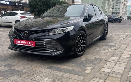Toyota Camry, 2019 год, 3 250 000 рублей, 5 фотография