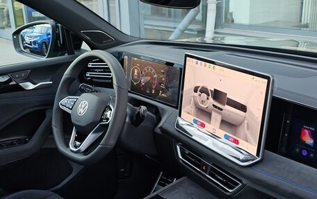 Volkswagen Tiguan, 2025 год, 4 750 000 рублей, 20 фотография