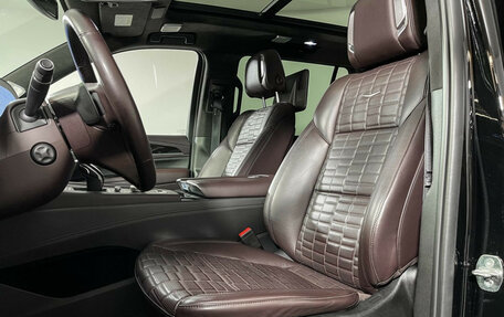 Cadillac Escalade V, 2022 год, 13 200 000 рублей, 15 фотография