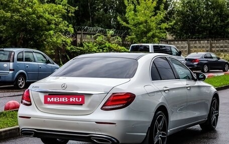 Mercedes-Benz E-Класс, 2016 год, 2 525 000 рублей, 5 фотография