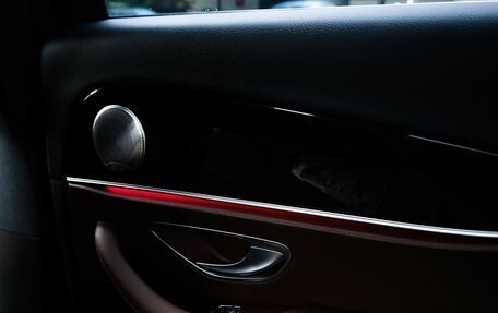 Mercedes-Benz E-Класс, 2016 год, 2 525 000 рублей, 25 фотография