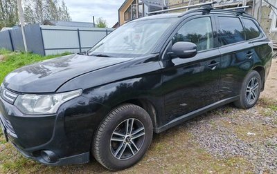Mitsubishi Outlander III рестайлинг 3, 2013 год, 1 000 000 рублей, 1 фотография