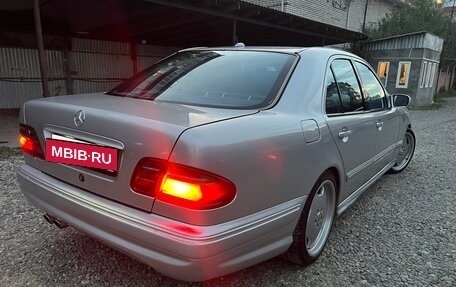 Mercedes-Benz E-Класс, 1999 год, 750 000 рублей, 3 фотография