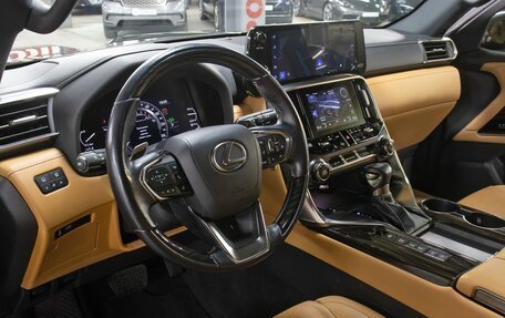 Lexus LX, 2022 год, 12 998 000 рублей, 16 фотография