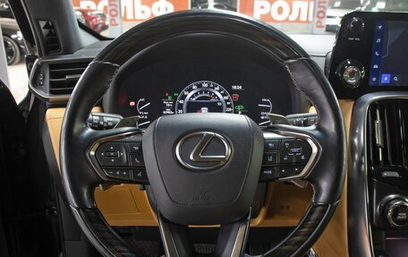 Lexus LX, 2022 год, 12 998 000 рублей, 17 фотография