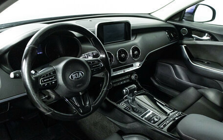 KIA Stinger I, 2019 год, 2 199 700 рублей, 11 фотография