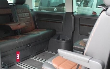 Volkswagen Multivan T6 рестайлинг, 2019 год, 5 997 рублей, 12 фотография